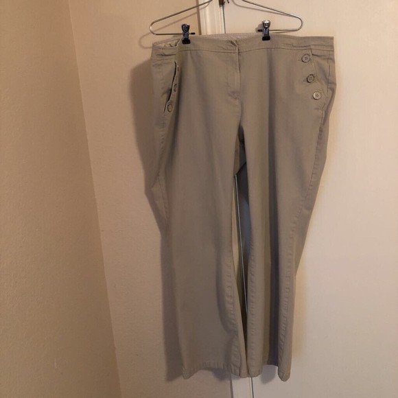 Maine New England Womens Cropped Pants Beige Stretch Pockets Button 20R - Picture 1 of 7